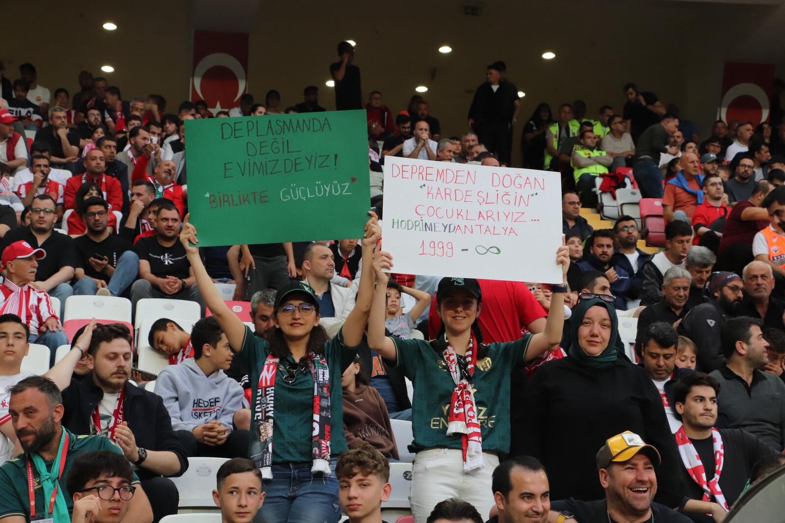 Antalyaspor Kocaeli̇spor İlk Yari Golsüz (1)