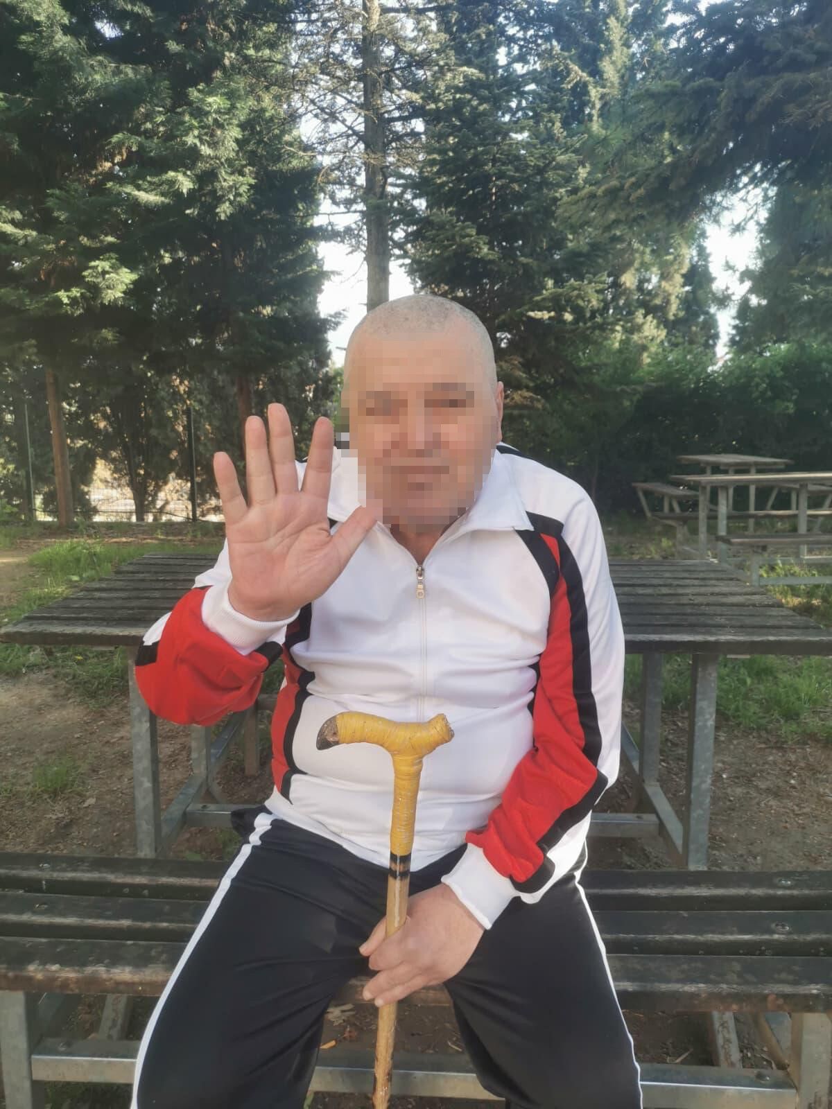 Bi̇r Yil Sonra Gelen Deği̇şi̇m Çöp Evde Bulunan Adam Yeni̇ Hali̇yle Şaşirtti (6)