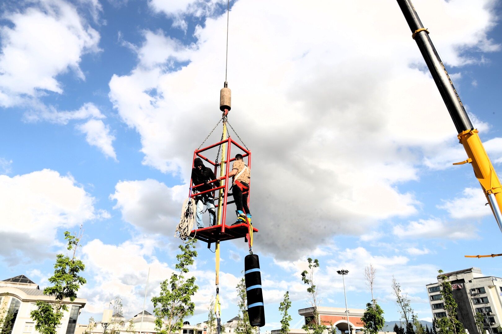 Bungee Jumping Ile Adrenalin Dolu Dakikalar (6)