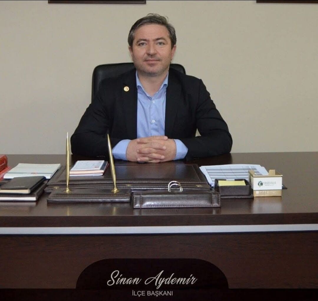 Çayirova Beledi̇ye Başkani Bünyami̇n Çi̇ftçi̇’yi̇ Hedef Aldi (3)