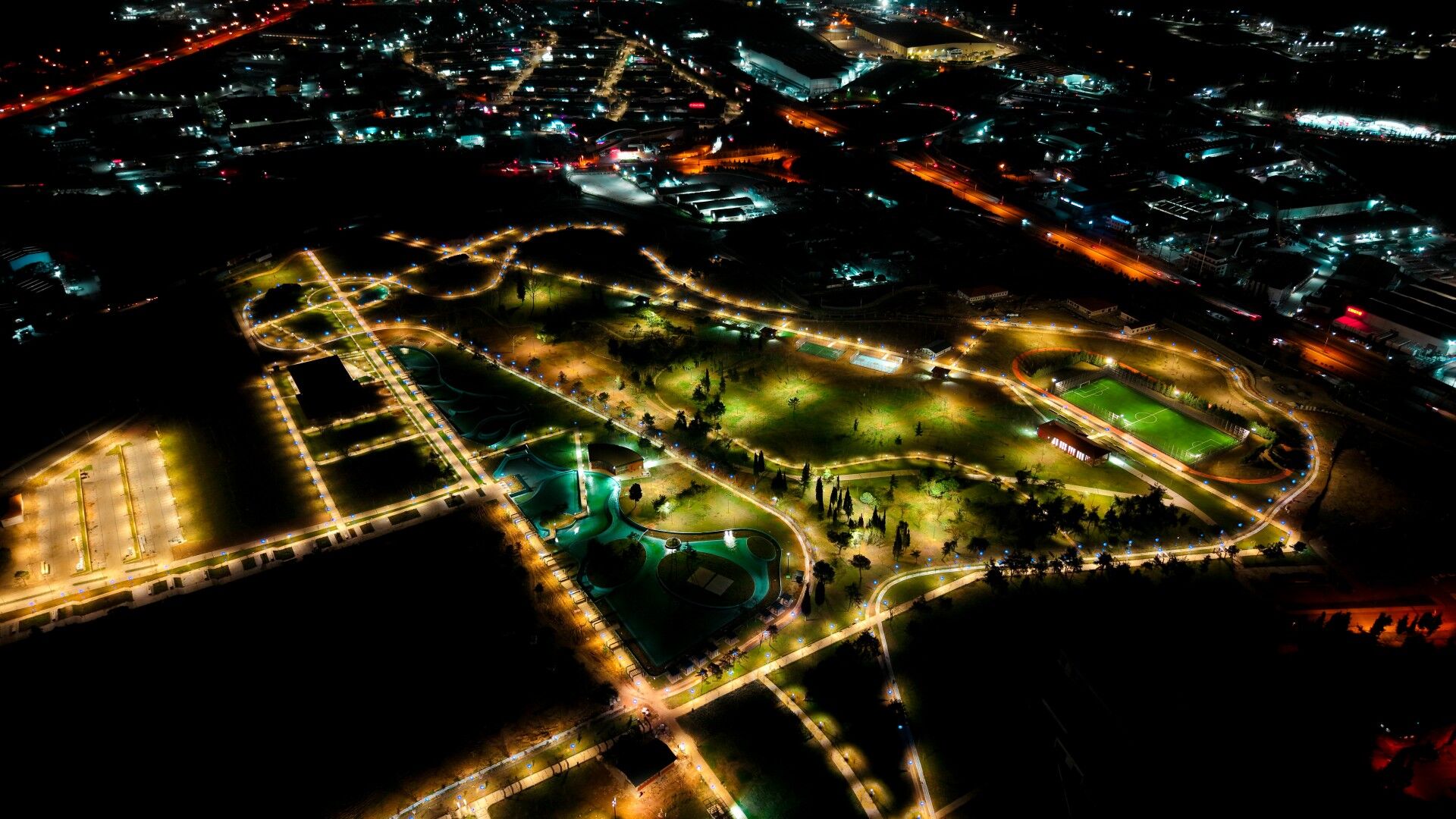 Gebze Millet Bahçesi Gece Görünümü (Large)