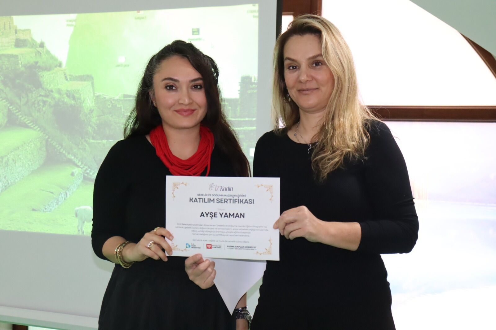 Izgim'de Anne Adaylarina Sertifika Sevinci (1)