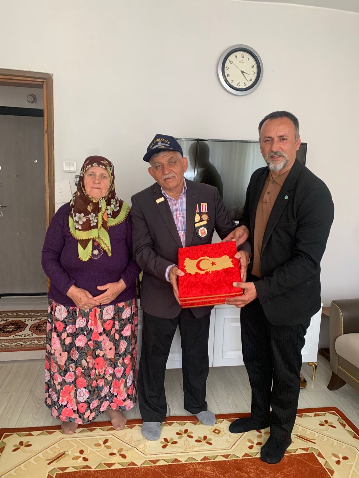 İzmit Belediyesi Karamürsel’de Gazileri Yalnız Bırakmadı (2)