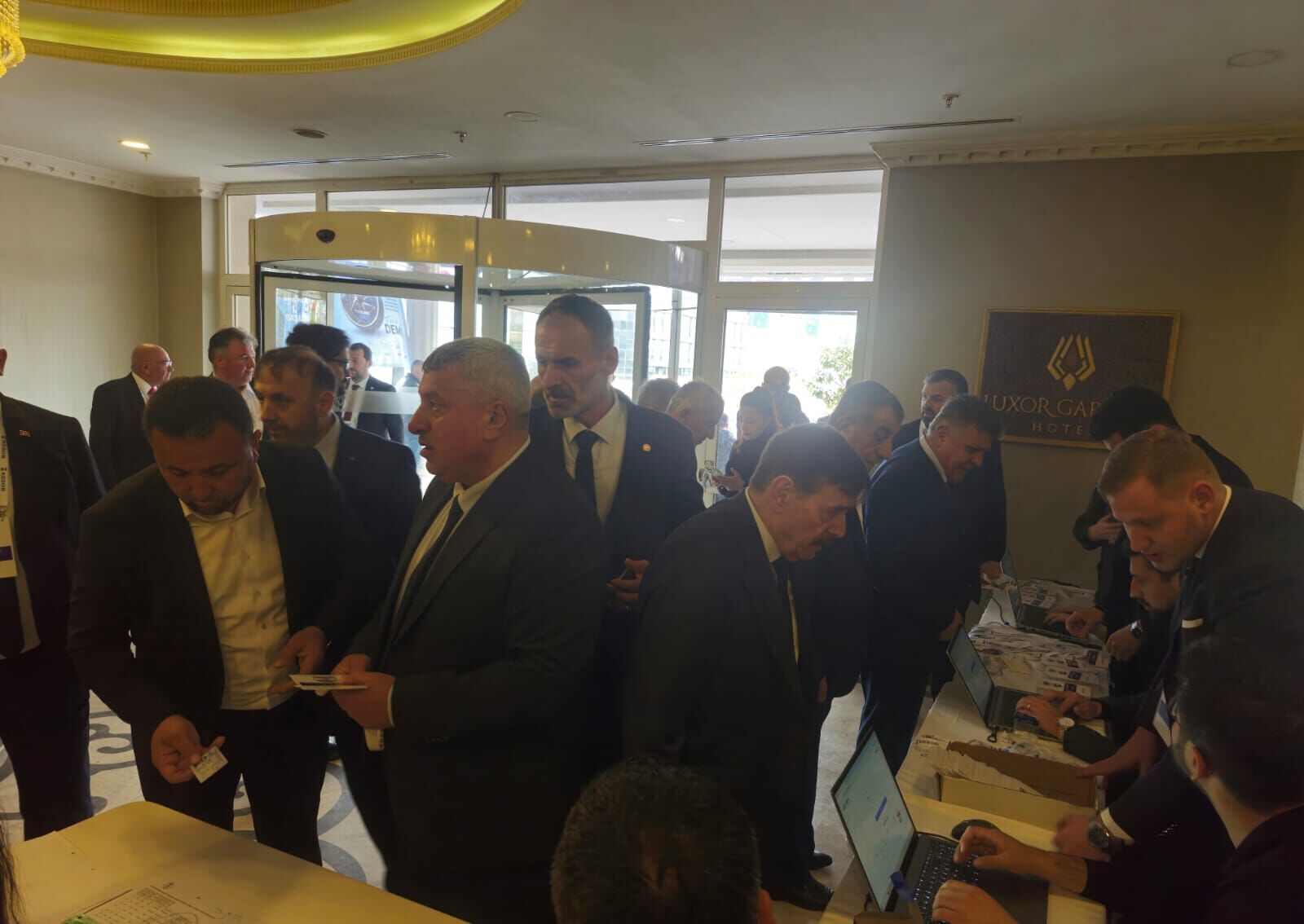 Kocaeli Esnaf Ve Sanatkarlar Odaları Birliği’nde Seçim Günü Başladı. Delegelerin Salona Gelişiyle Birlikte Kongre Öncesi Hazırlıklar Hız Kazandı (4)