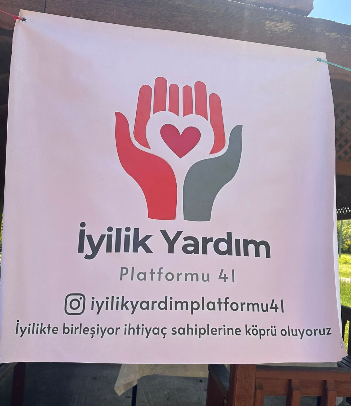Kocaeli’de Faaliyet Gösteren İyilik Yardım Platformu 41, Sosyal Sorumluluk Çalışmalarına Bir Yenisini Daha Ekledi. Platform Üyeleri, Suadiye Bakım Ve Rehabilitasyon Merkezi’ni Ziyaret Ederek Genç Kızlar Ve Kadınlarl (6)