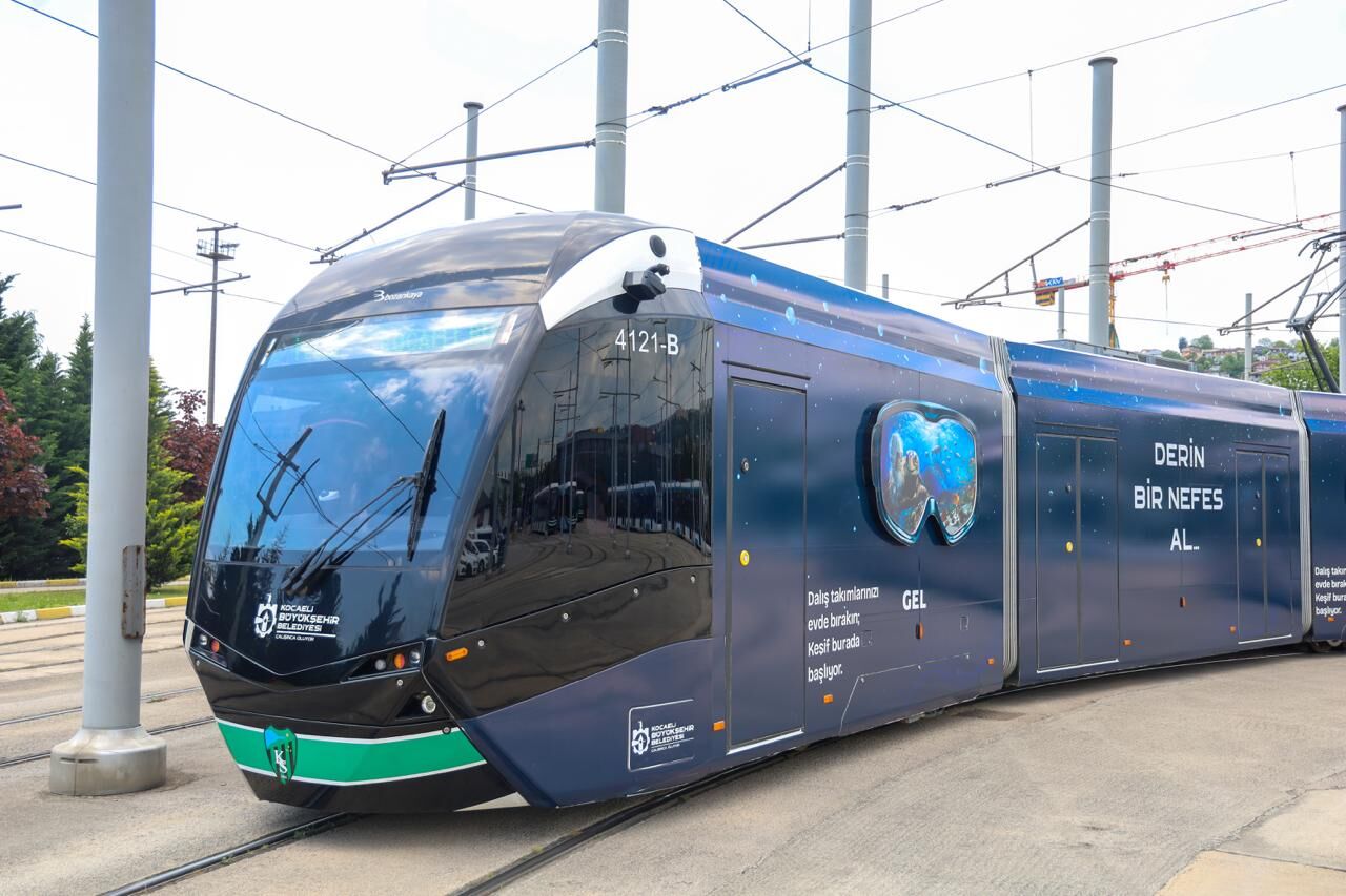Kocaeli’de Tramvaylar Su Altı Dünyasına Dönüştü (10)