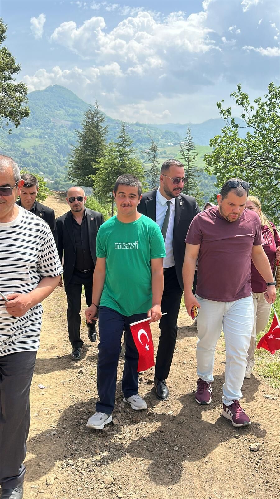 Mhp Başi̇skele Teşki̇lati Engelli̇ler Haftasi’nda Gönül Sofrasinda Buluştu (3)