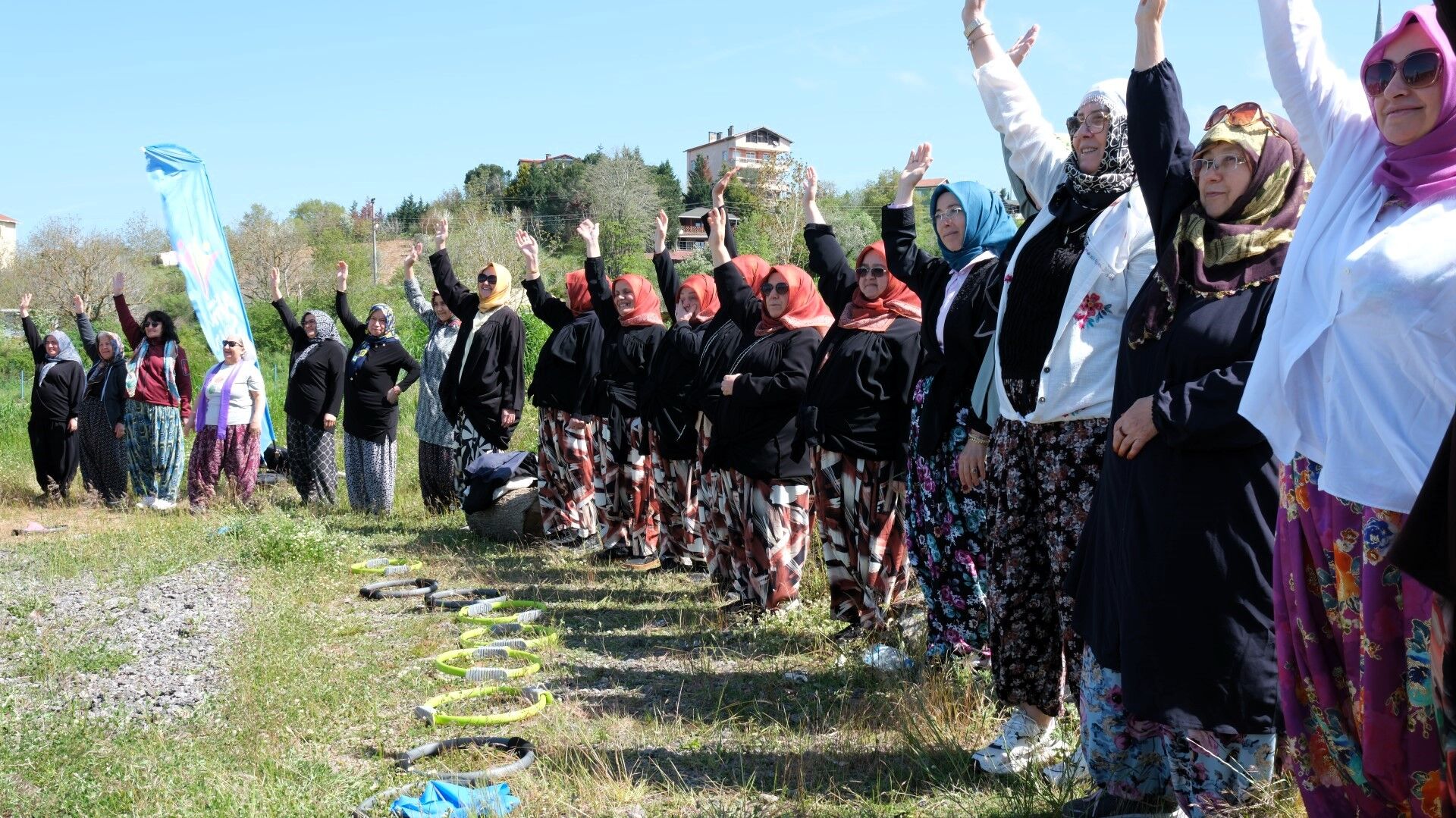 Şalvarlı Sporla Sağlıklı Yaşama Renkli Farkındalık (7)