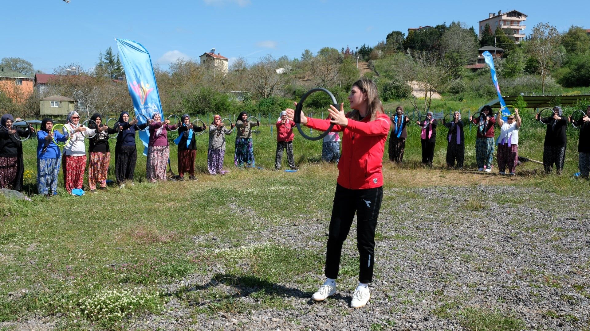 Şalvarlı Sporla Sağlıklı Yaşama Renkli Farkındalık (8)