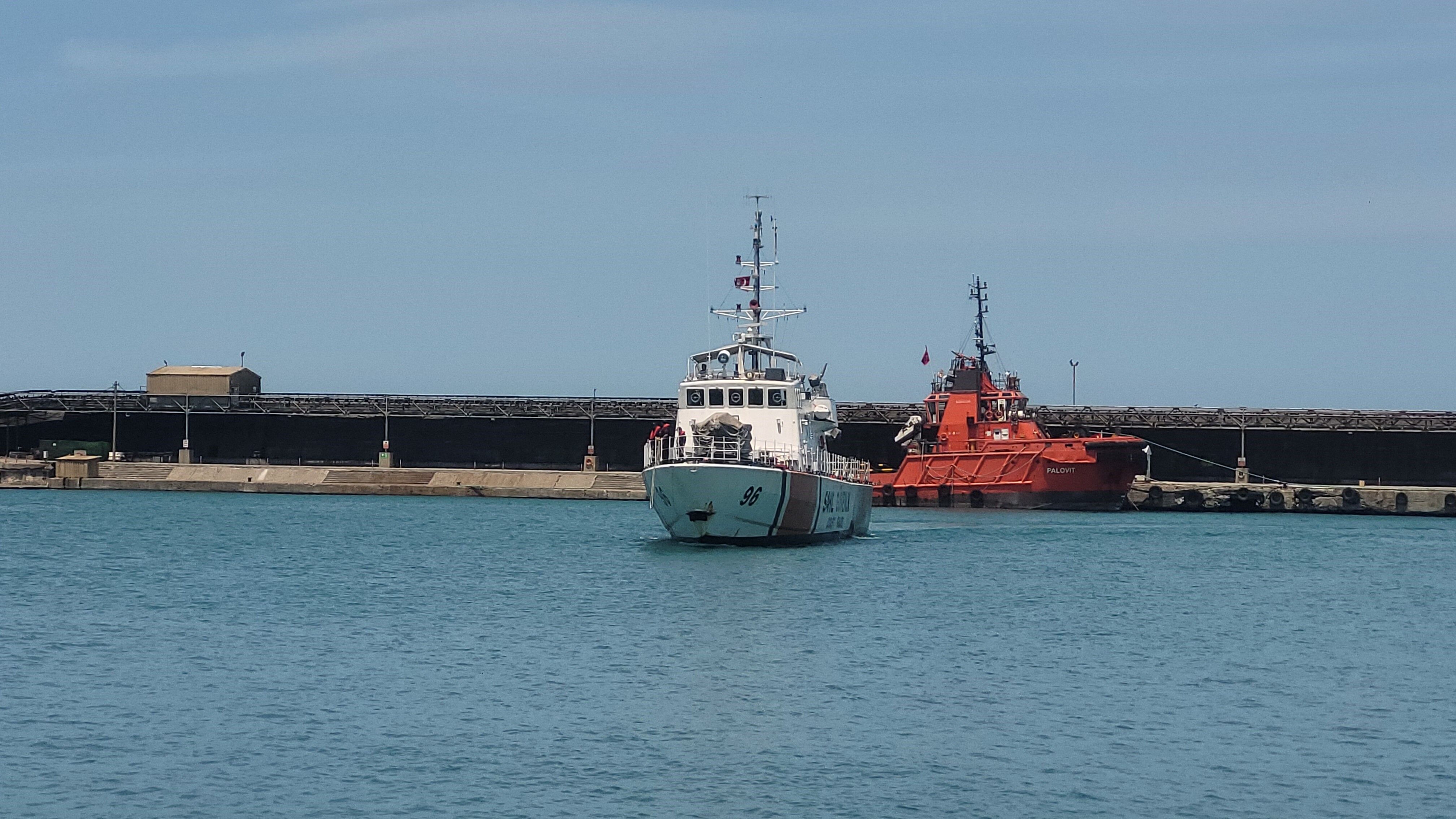 A W719298 04