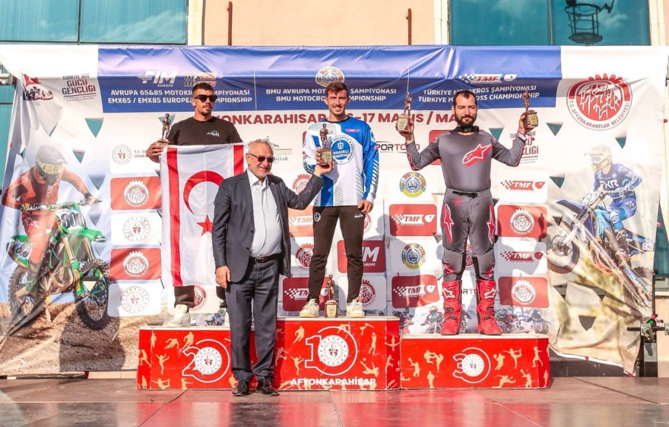 Kağıtspor Bu Hafta Da Kürsüden Inmedi (2)