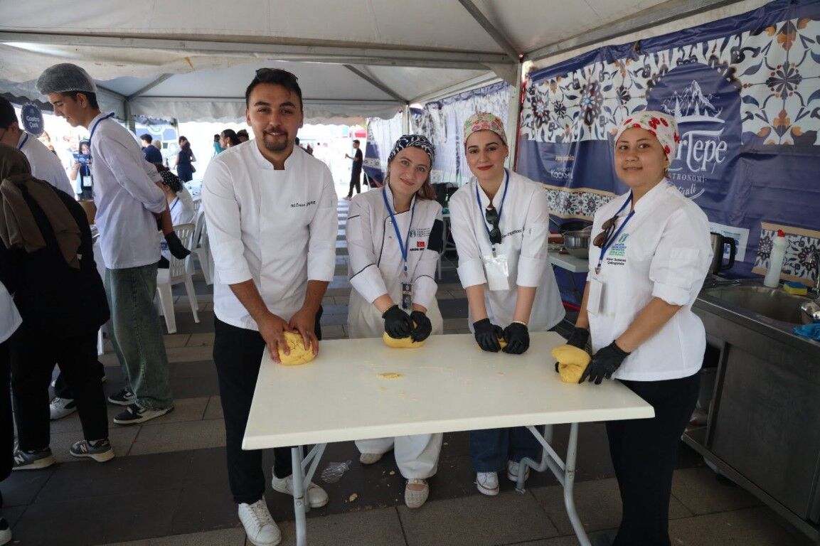 Kartepe Gastronomi Festivali’nde Atölyelere Yoğun İlgi (11)