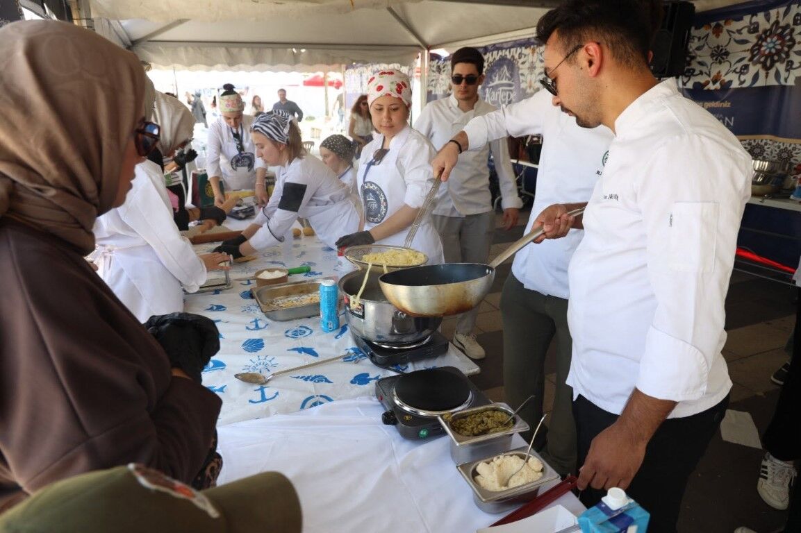 Kartepe Gastronomi Festivali’nde Atölyelere Yoğun İlgi (14)