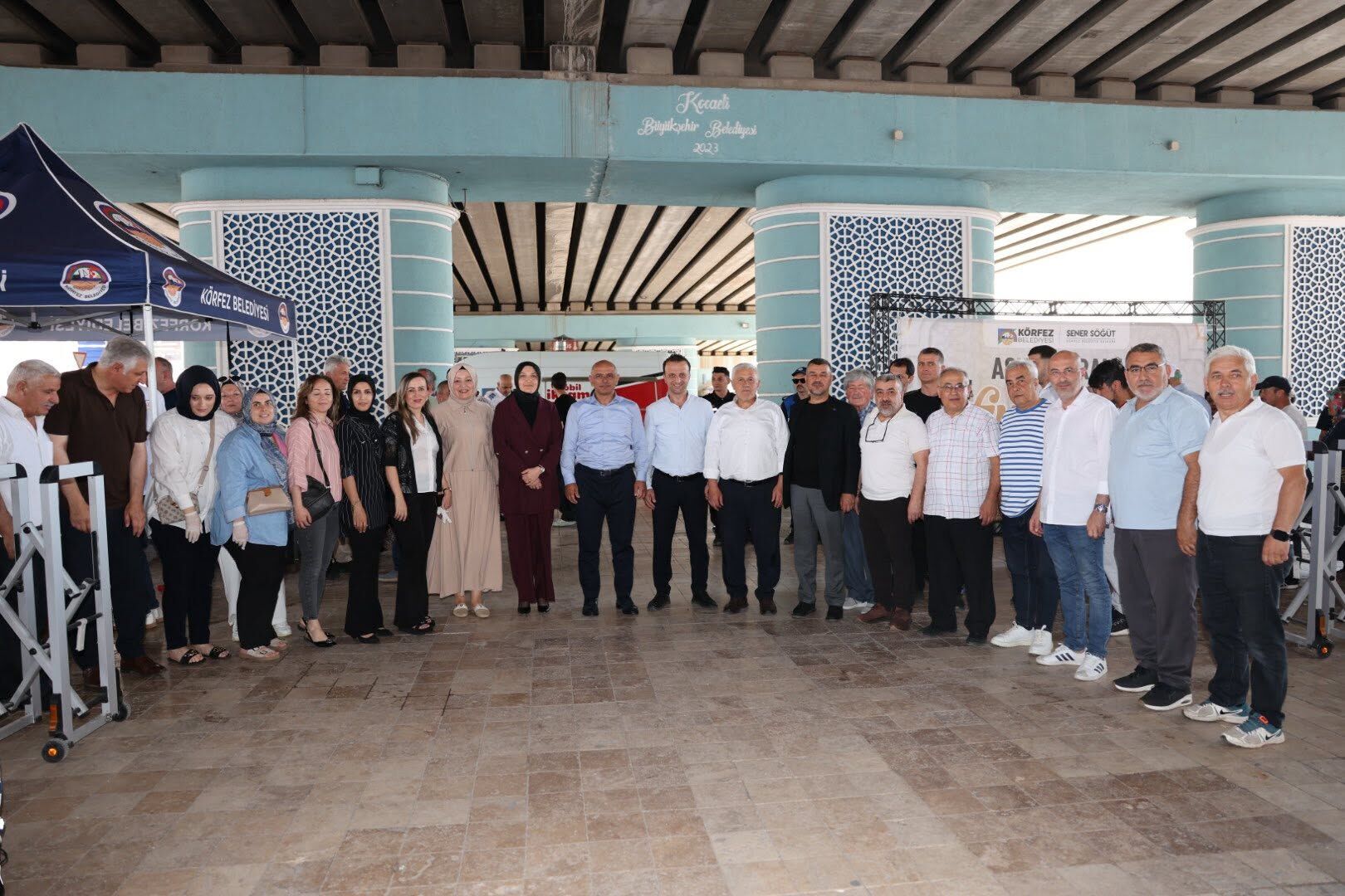 Körfez Belediyesi 4 Bin Aşure Dağıttı (1)