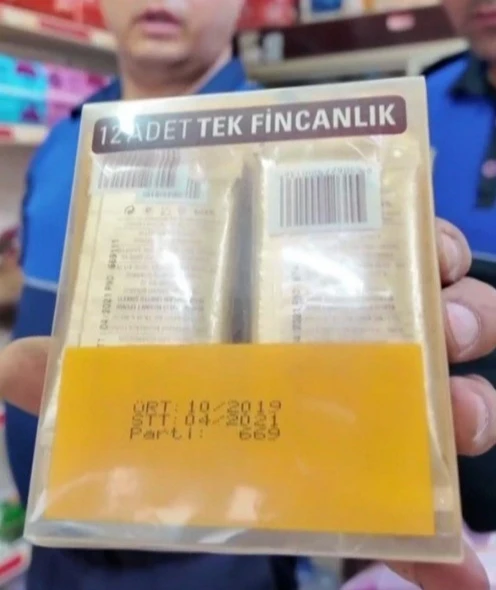 21A6C7C7 Burasi Hindistan Degil Kilis Halk Sagligiyla Boyle Oynadilar 10 Yillik Gida Halen Rafta