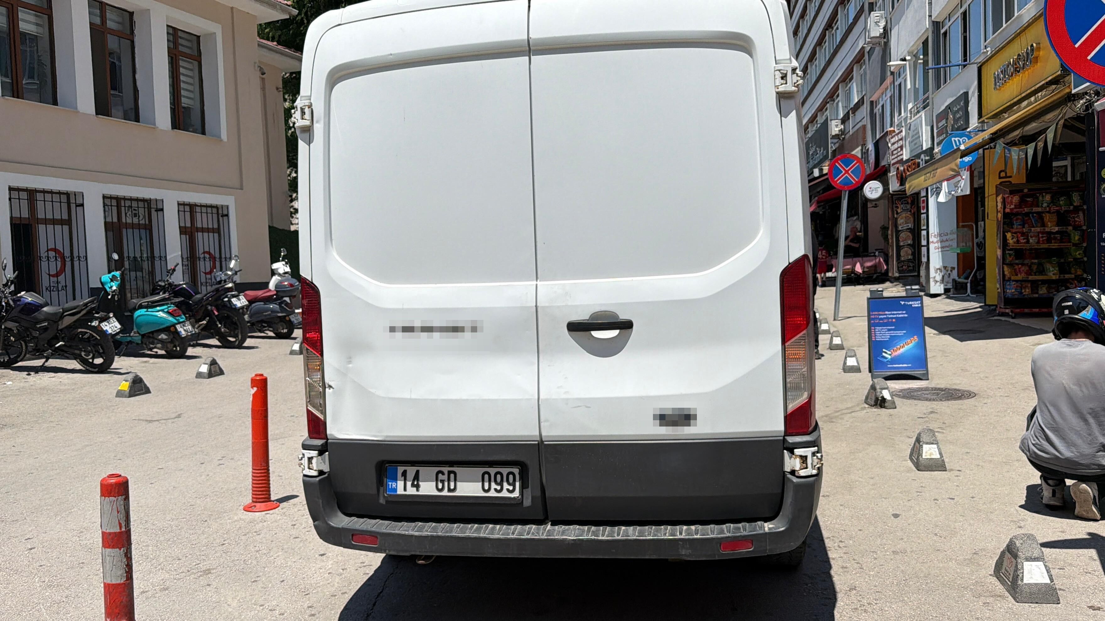 A W739909 01