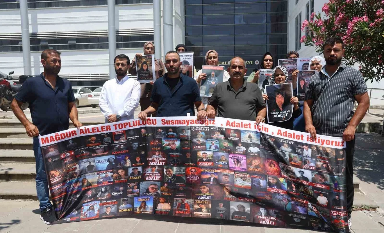 Cb41B388 Ilk Isinin 4 Gununde Kabusu Yasadi Konteynere Kilitleyip 5 Litre Benzinle Atese Verdiler 19 Yasindaki Ibrahimi Diri Diri Yakan Canilerden Pes Dedirten Savunma