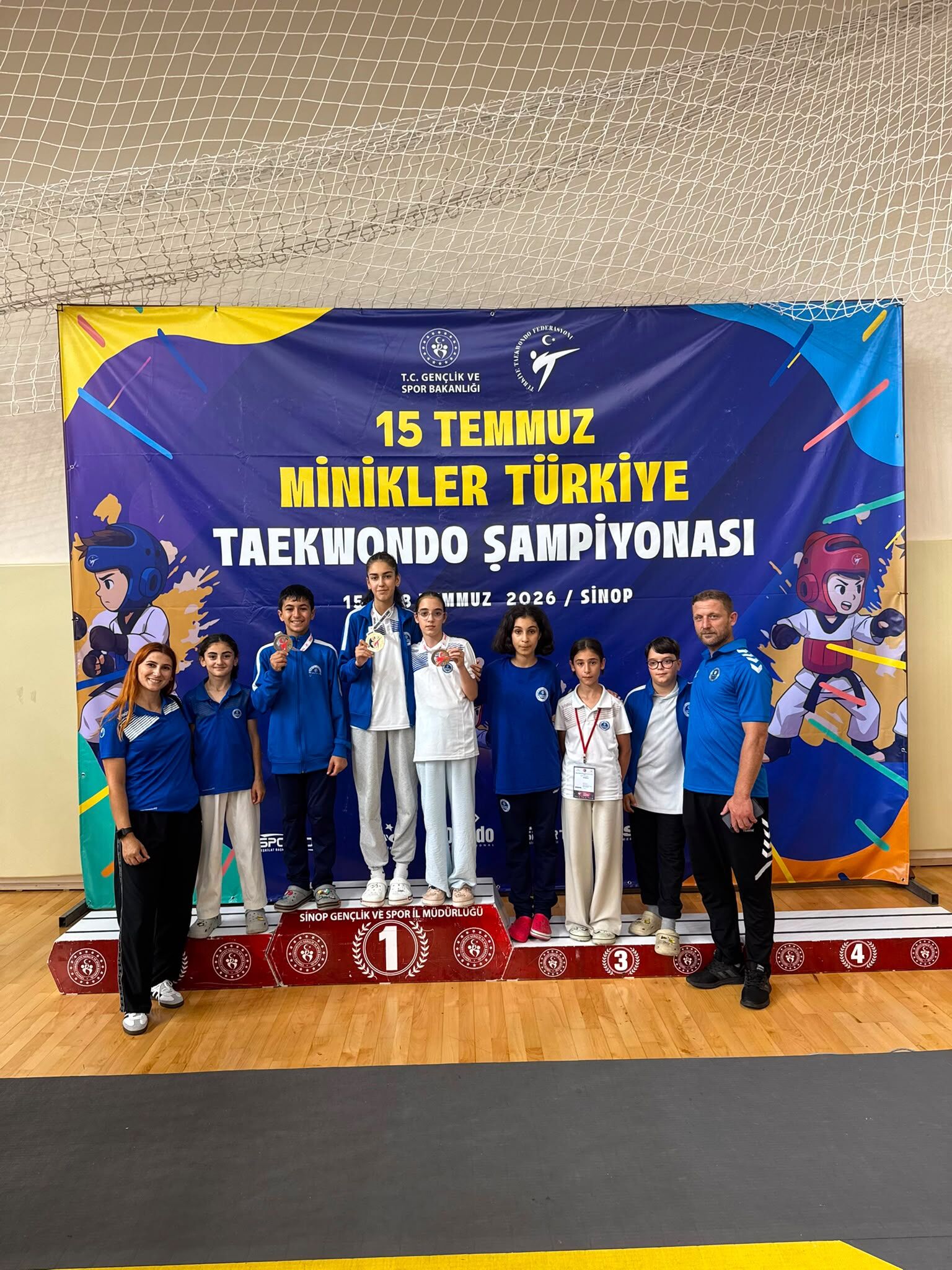 Kocaeli’nin Gururu Kağıtspor Kürsülerden Inmiyor (7)
