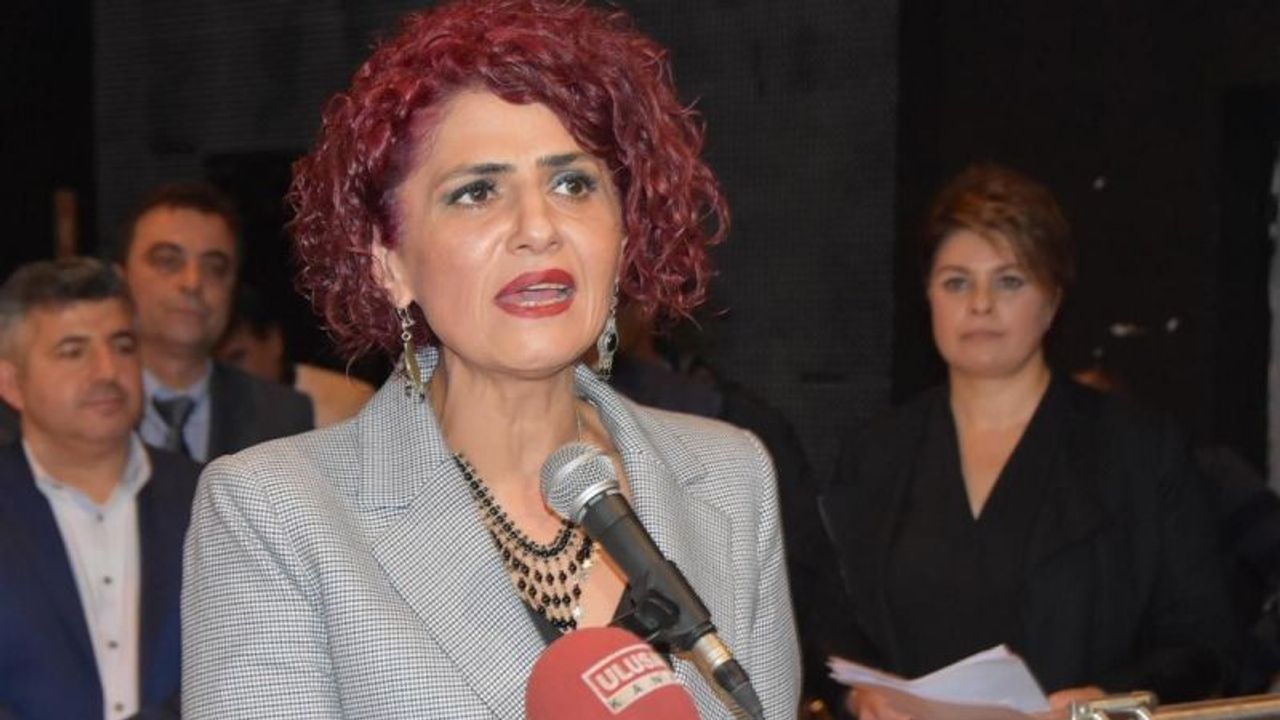 MHP, EYT Konusunda Samimi Değil!