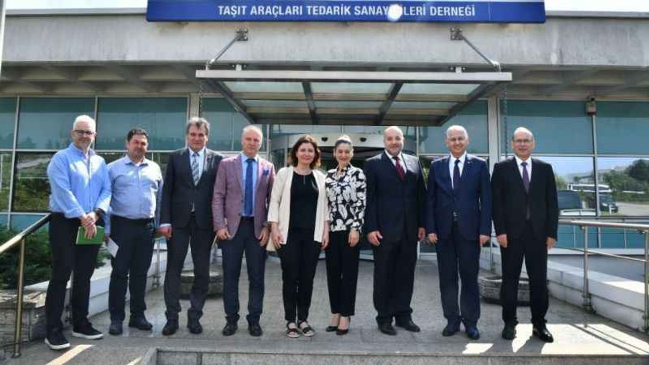 Kocaeli Üniversitesi Heyeti Sanayi İş Birliği Adına TOSB ve TAYSAD ’ı Ziyaret Etti!