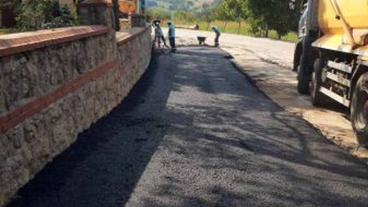 İzmit Yenice köy yolu sil baştan yenileniyor!
