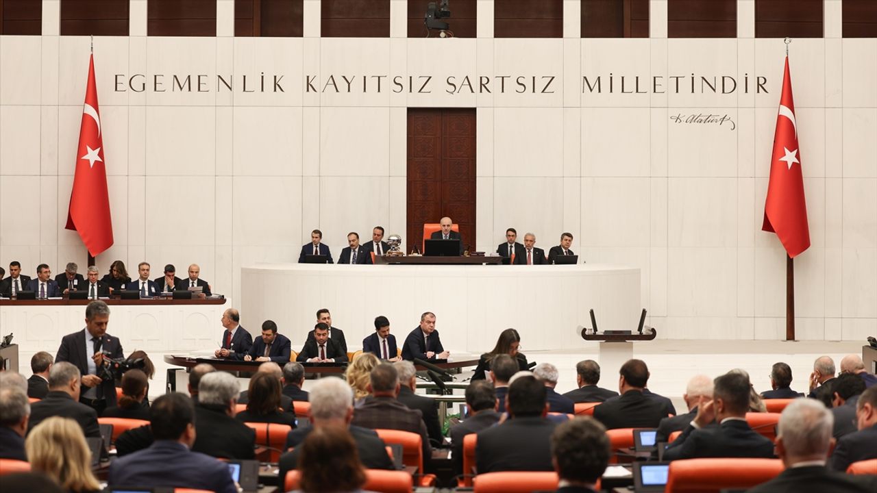 Mecliste Yoğun Geçen Bütçe Maratonu Sona Erdi