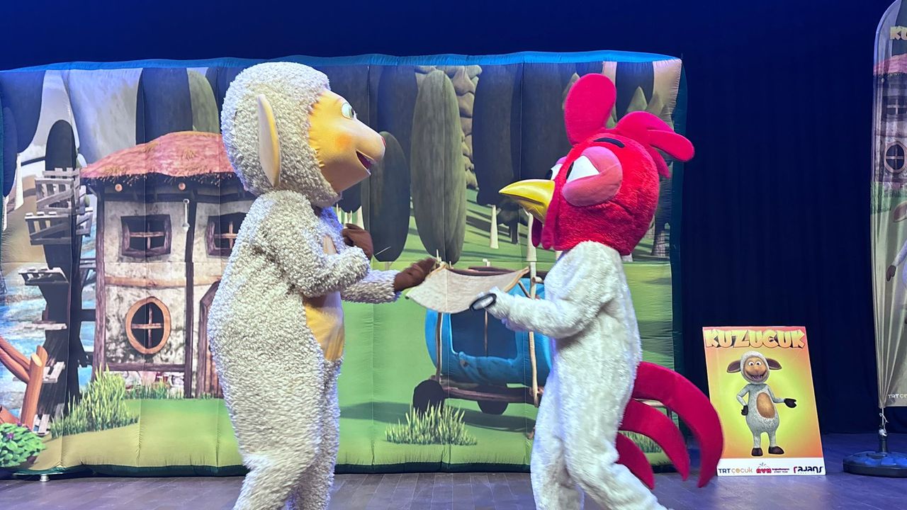 Kuzucuk Müzikali Başiskeleli Minikleri Şenlendirdi