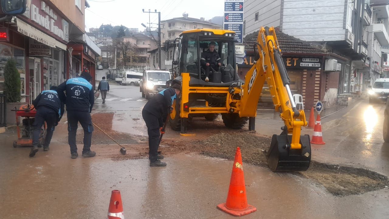 Kocaeli’de Yollar Daha Güvenli ve Konforlu Hale Geliyor