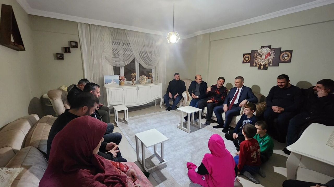 BAŞKAN SEZER’DEN RAMAZAN’DA GÖLCÜK’E GÖNÜL KÖPRÜSÜ