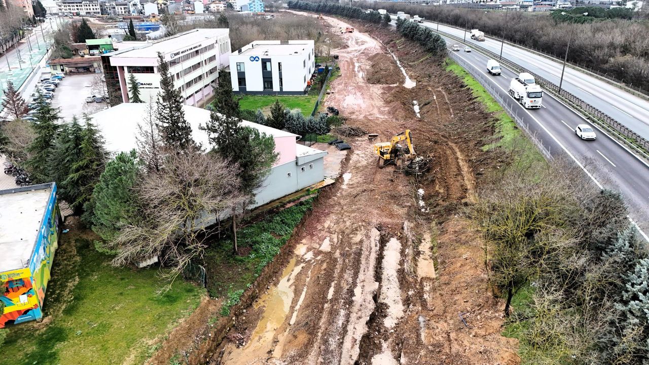 ALİKAHYA TEM BAĞLANTI YOLU PROJESİ’NDE YOĞUN ÇALIŞMA