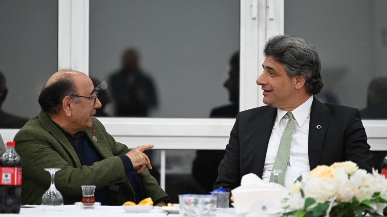 KARTEPE BELEDİYE MECLİSİ İFTAR SOFRASINDA BULUŞTU