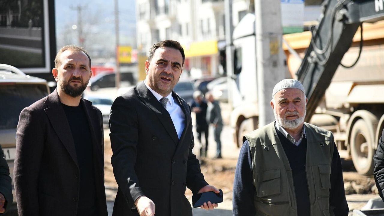 BAŞKAN ÖZLÜ SAHADAKİ ÇALIŞMALARI İNCELEDİ