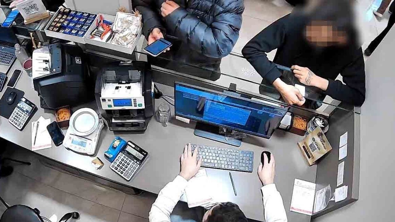 MERSİN’DE DOLANDIRICILIK ŞEBEKESİNE OPERASYON: 9 GÖZALTI