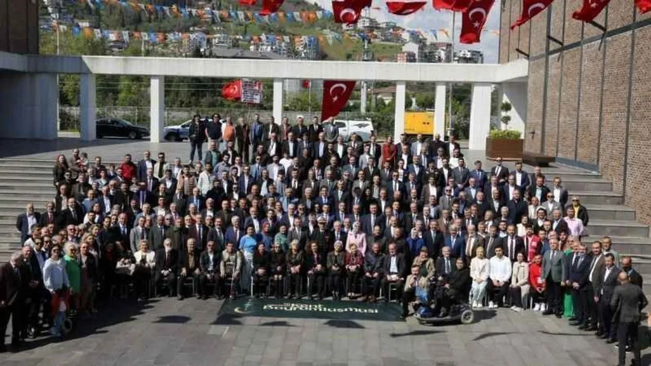 GEBZE BELEDİYESİ’NDE PERSONEL BAYRAMLAŞMASI GERÇEKLEŞTİRİLDİ