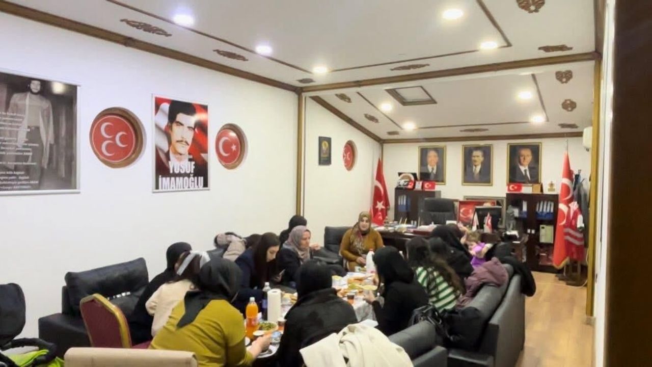 DİLOVASI MHP TEŞKİLATI İFTAR SOFRASINDA BULUŞTU