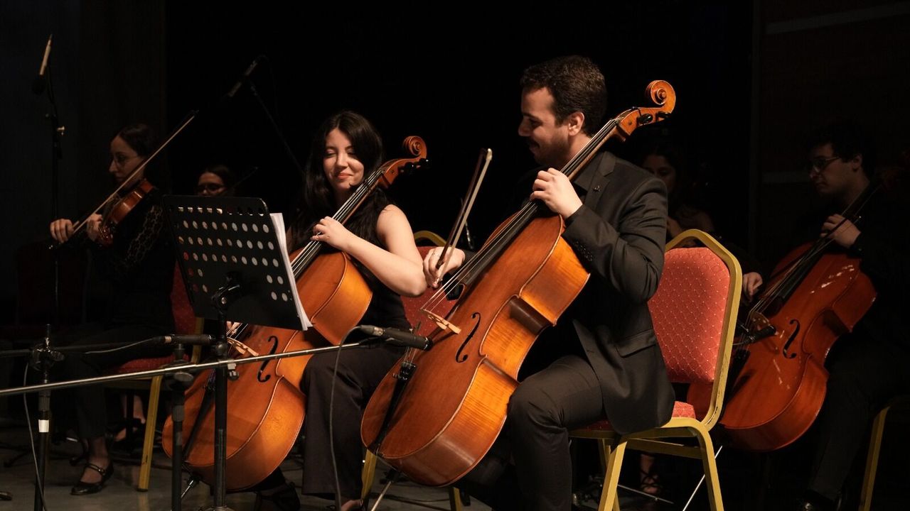 KOCAELİ’DE TOYGAR IŞIKLI DİZİ MÜZİKLERİNE SENFONİK YORUM