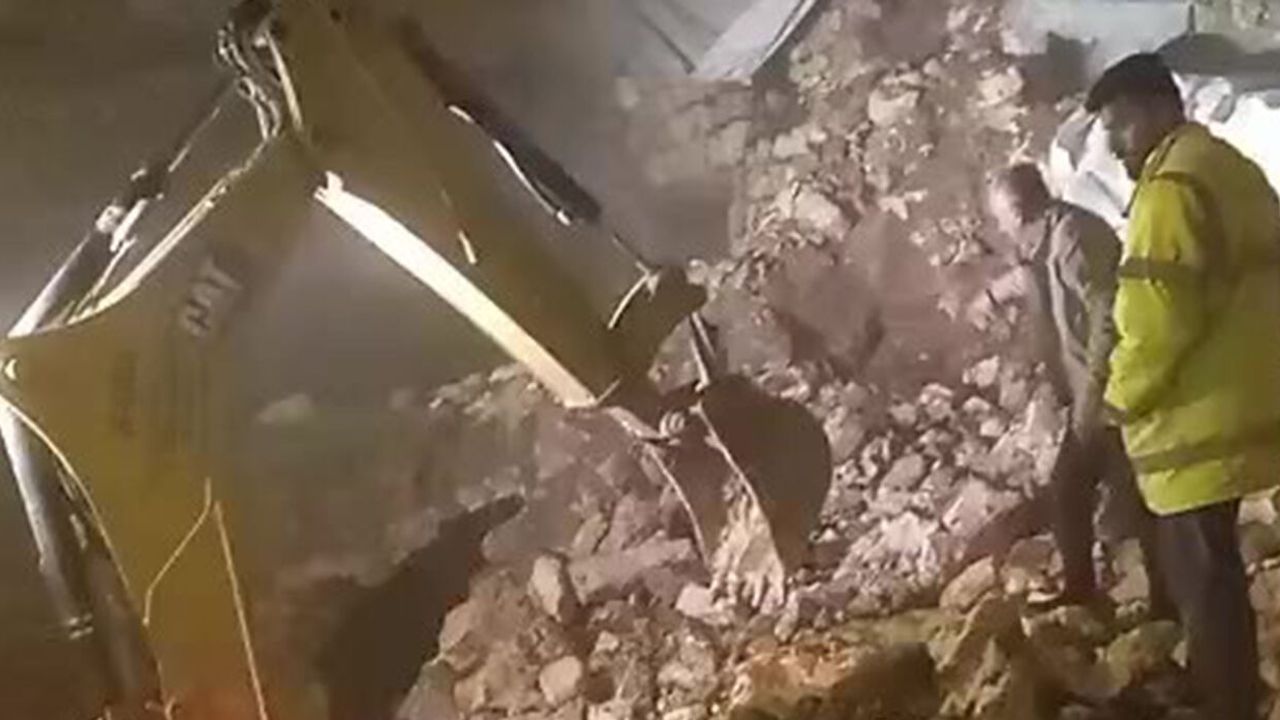 FIRTINA YIKTI, EKİPLER KURTARDI: 5 BÜYÜKBAŞ SAĞ ÇIKARILDI