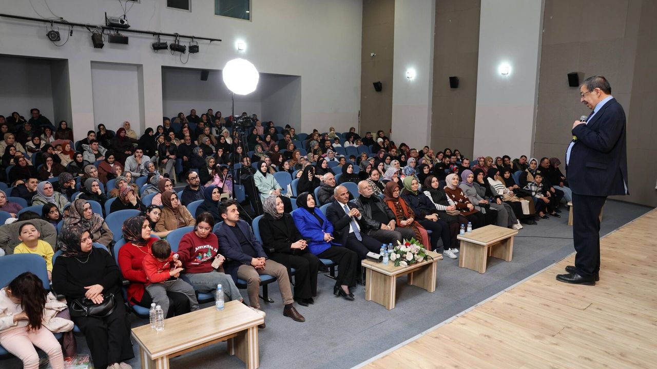 HAYATİ İNANÇ, RAMAZAN’DA KÖRFEZLİLERLE BULUŞTU