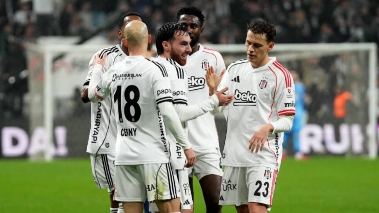 BEŞİKTAŞ HASRETİ BİTİRDİ! KASIMPAŞA ENGELİNİ 2 GOLLE AŞTI