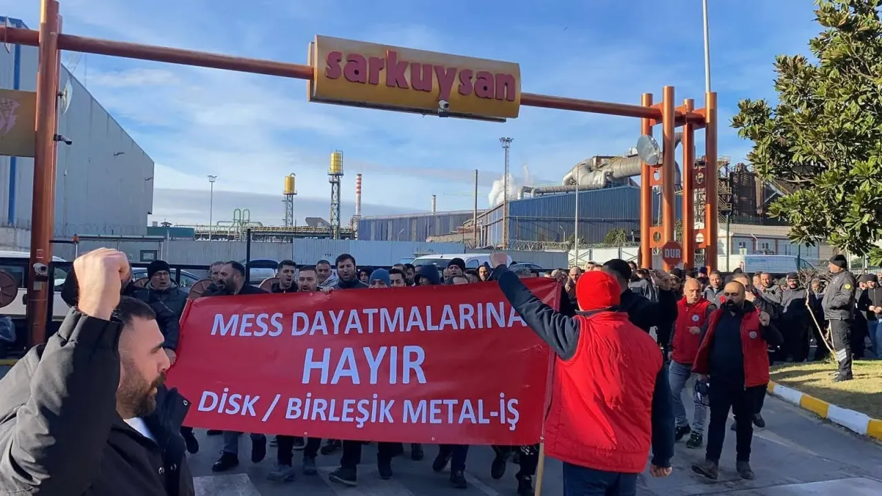 GEBZE’DE METAL İŞÇİLERİNDEN MESS PROTESTOSU