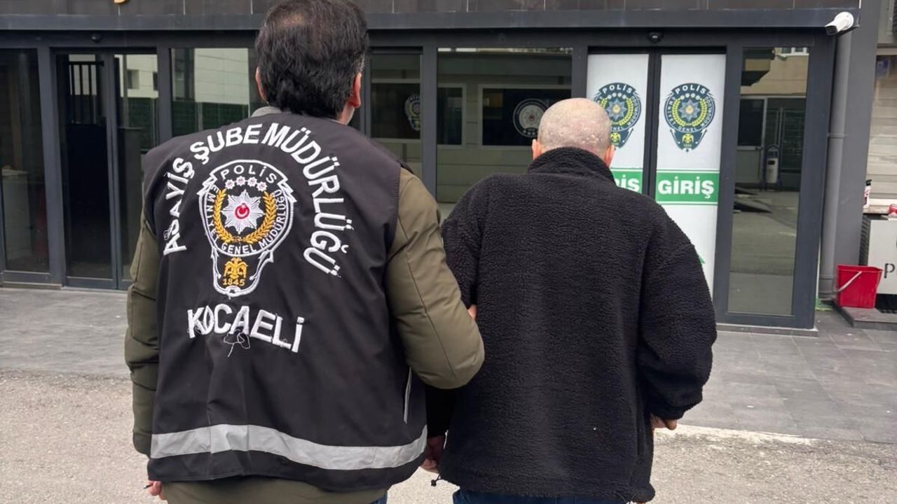 GEBZE’DE KASTEN ÖLDÜRME HÜKÜMLÜSÜ YAKALANDI