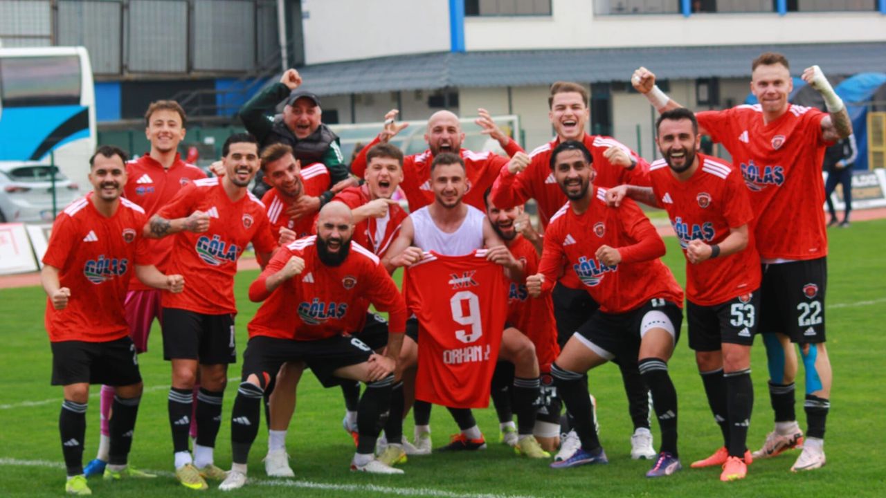 LİDER GÖLCÜKSPOR KARASUSPOR'U AĞIRLIYOR