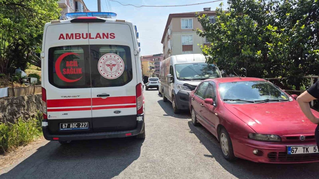 EVE GİREN ARKADAŞLARI CANSIZ BEDENİYLE KARŞILAŞTI