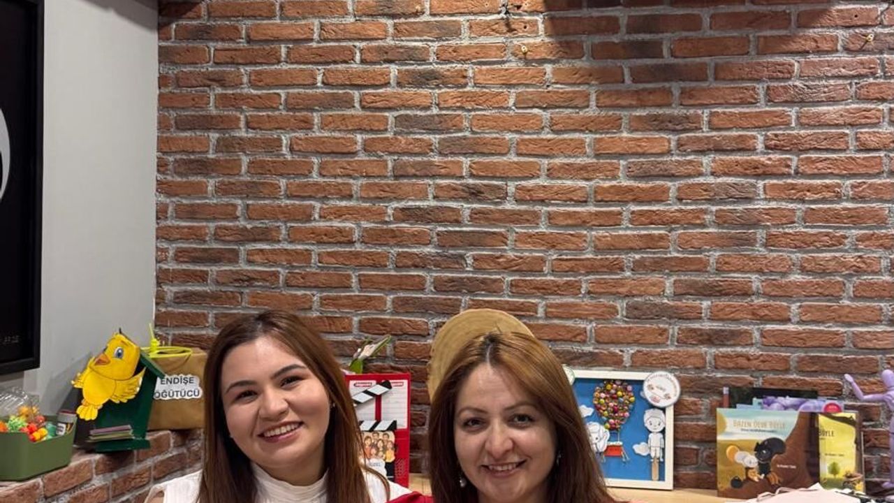 BİLGE AĞAÇ VE KOZİ ÇOCUKLARIN DUYGULARINA REHBER OLUYOR