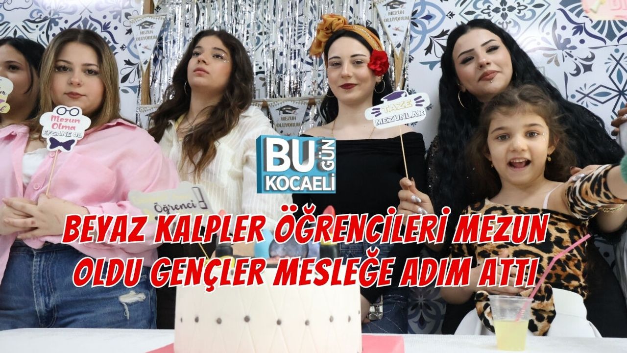 BEYAZ KALPLER ÖĞRENCİLERİ MEZUN OLDU GENÇLER MESLEĞE ADIM ATTI