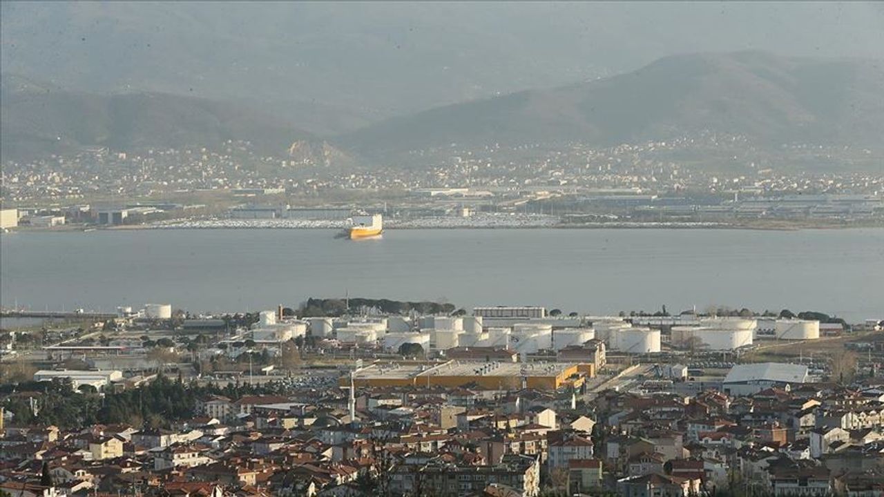 KOCAELİ’DE 4 MAYIS HAVA DURUMU BELLİ OLDU: YAĞMUR VE SOĞUK ETKİSİNİ GÖSTERİYOR