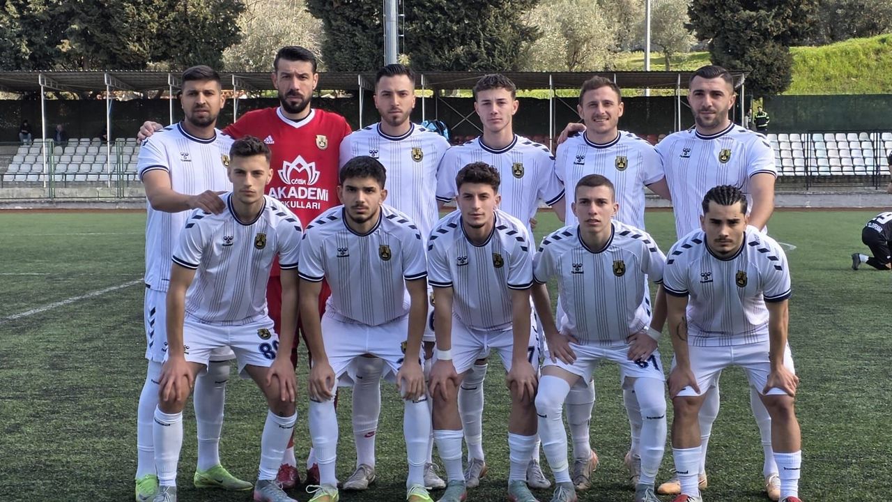 KARAMÜRSELSPOR’DAN HÜZÜNLÜ VEDA: 52 PUAN VE 4. SIRALAMA LİGDE KALMAYA YETMEDİ