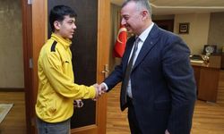 KOCAELİSPORLU EFE TAHİR BÜYÜKAKIN’I ZİYARET ETTİ