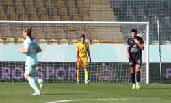 Kocaelispor, Kaleci Şen'le Yollarını Ayırdı