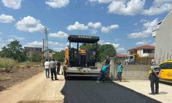 Kartepe’de iki mahallede asfalt çalışması